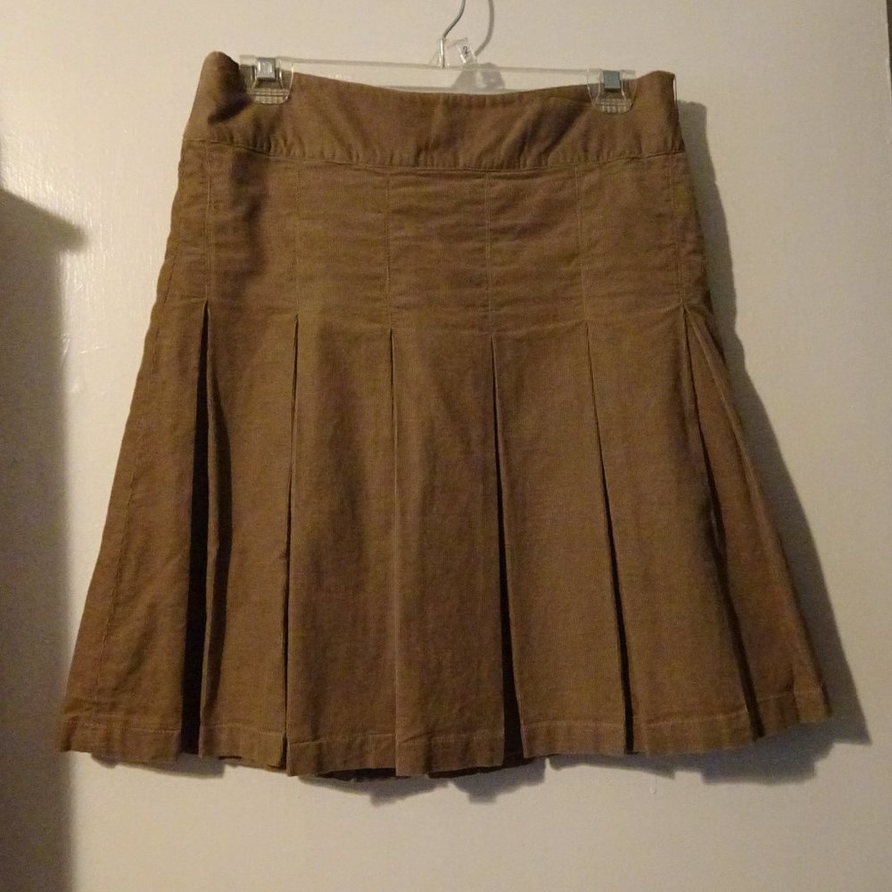Pleated corduroy skirt